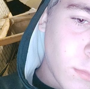 Meet your Posher, Xavier alexandre